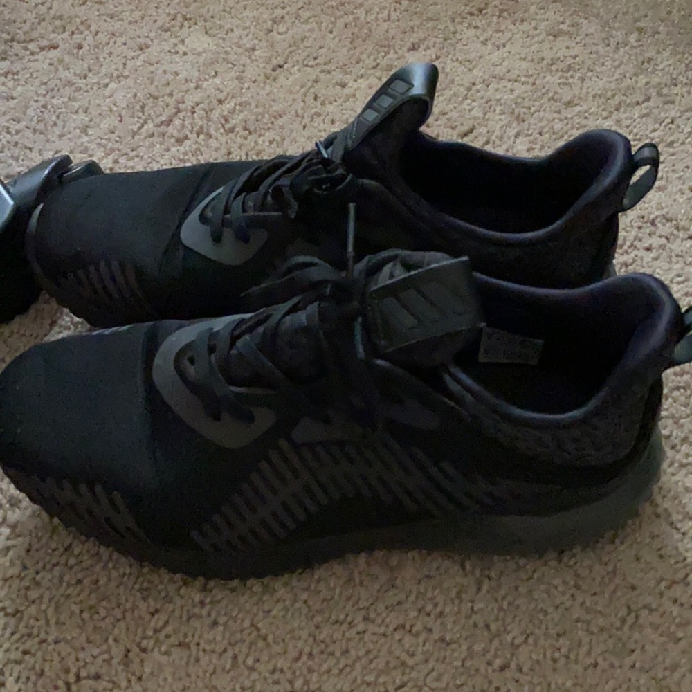 AlphaBounce